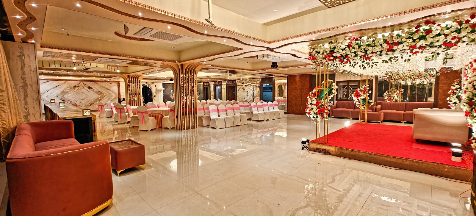 Fine dining experience authentic Indian cuisine ROYALLIA BANQUET